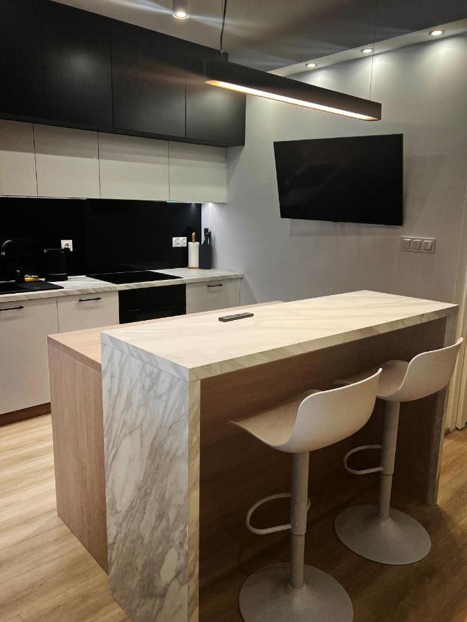 Amsterdam - Nowy Apartament W Centrum Z Prywatnym Zadaszonym Parkingiem Nowy Targ Eksteriør billede